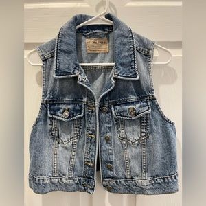 Free People Jean Vest - size Small - New with Tags!